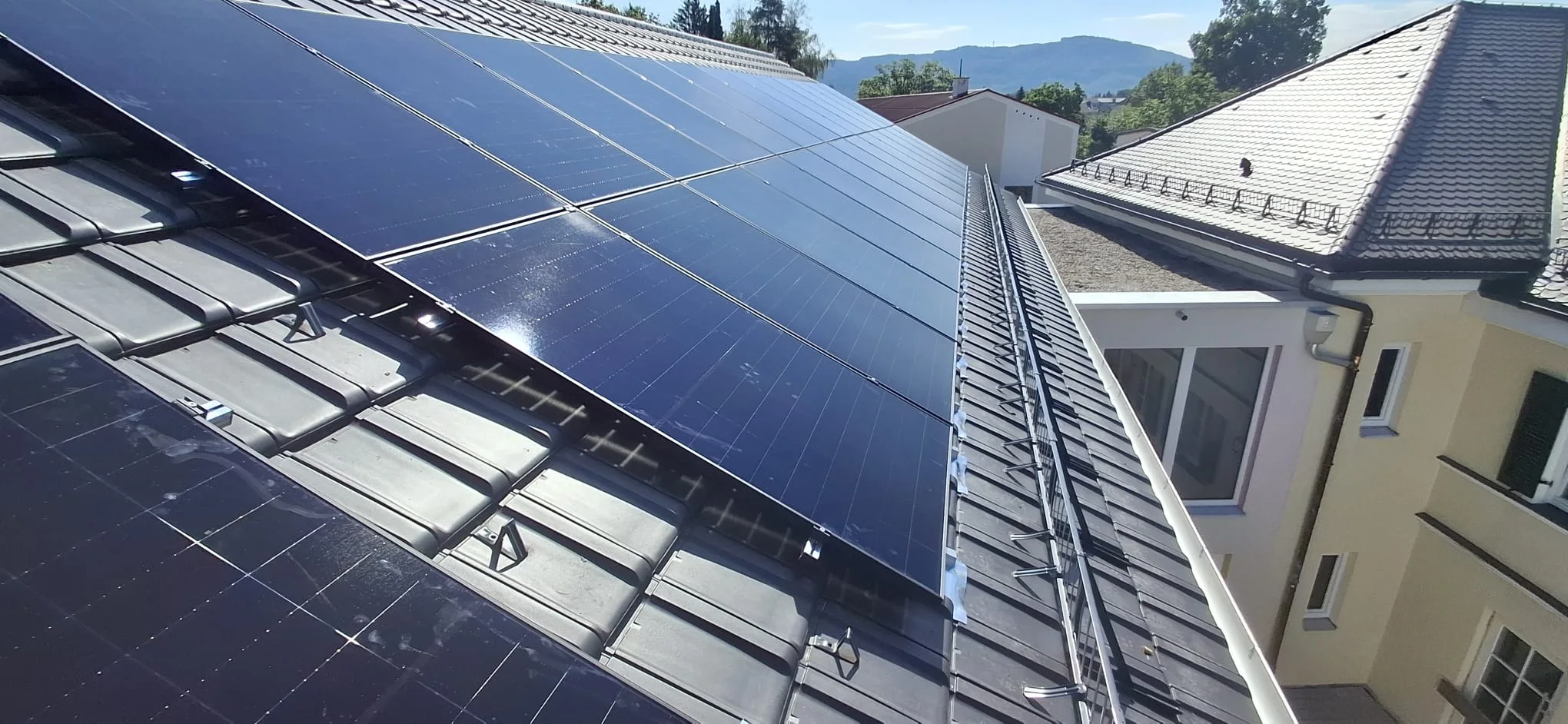 Photovoltaikanlage in Laufen mit 24,96 kWp, Gewerbeanlage